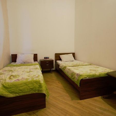 Backpackers Hostel Tbilisi Bagian luar foto