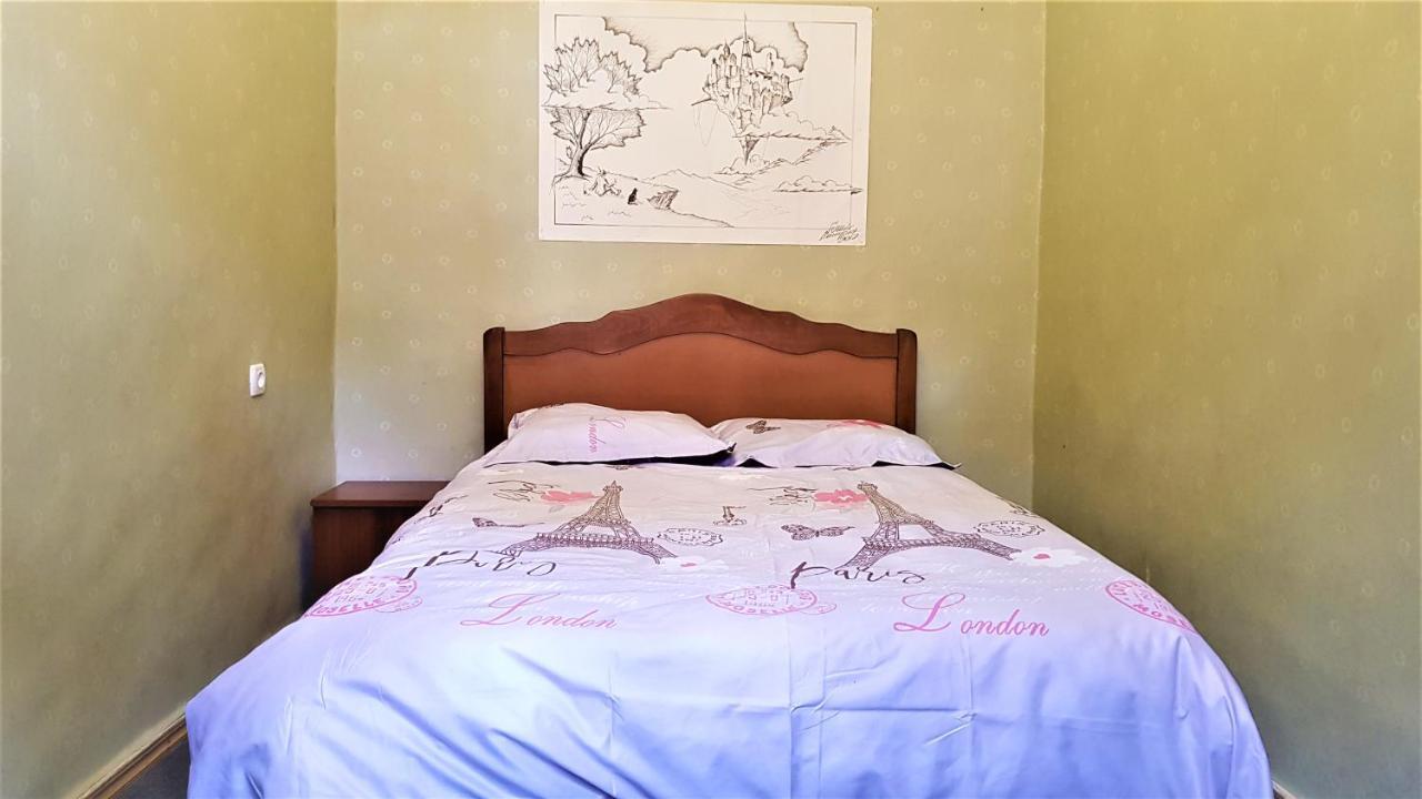 Backpackers Hostel Tbilisi Bagian luar foto