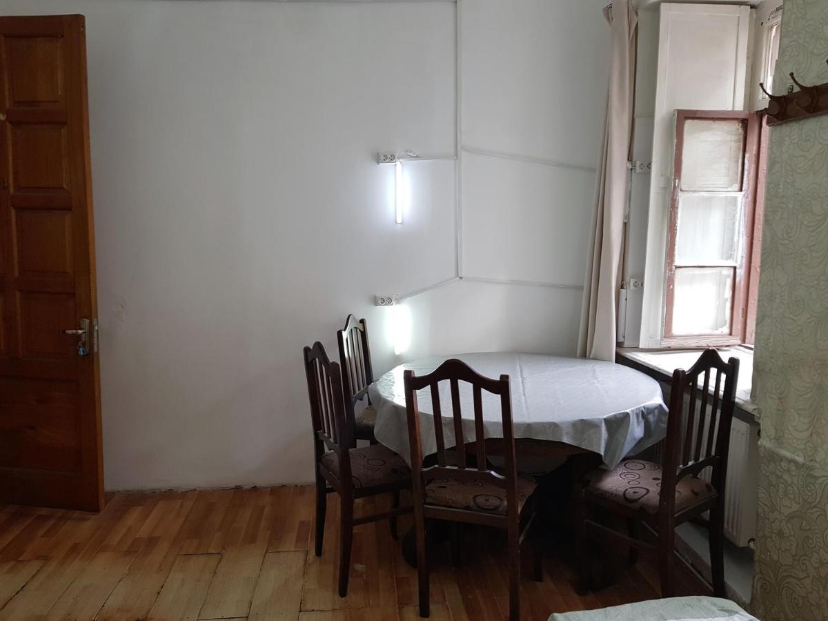 Backpackers Hostel Tbilisi Bagian luar foto