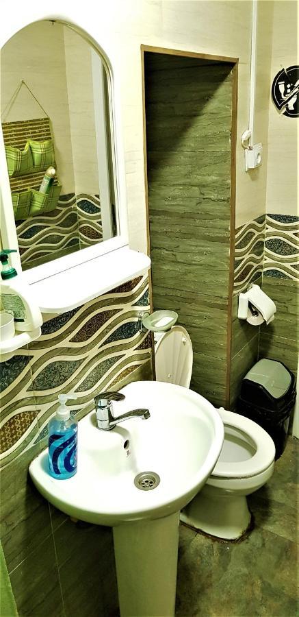 Backpackers Hostel Tbilisi Bagian luar foto